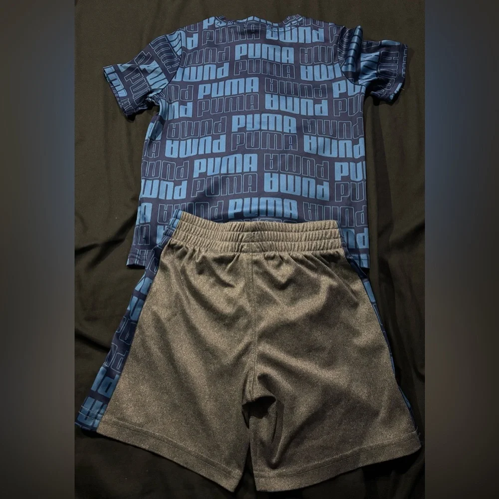 Blue and grey Puma set with white logo - Picture 3 of 3